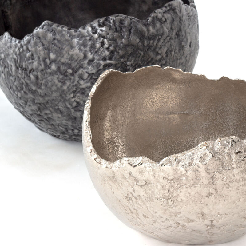 HomeRoots Set of Two Gray And Silver Aluminum Decorative Bowls image number 2
