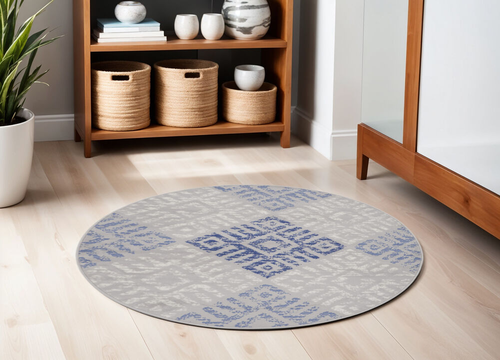 HomeRoots Geometric Round Rug