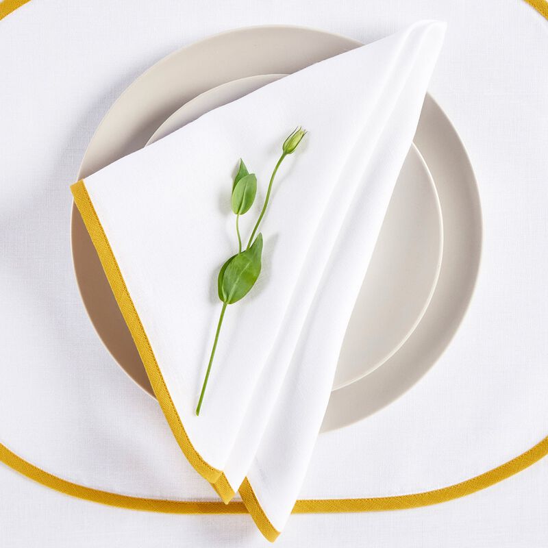 Solino Home Chloe 100% Linen Dinner Napkins &ndash; Set of 4, 20 x 20 in, Machine Washable, Holiday and Everyday Dining