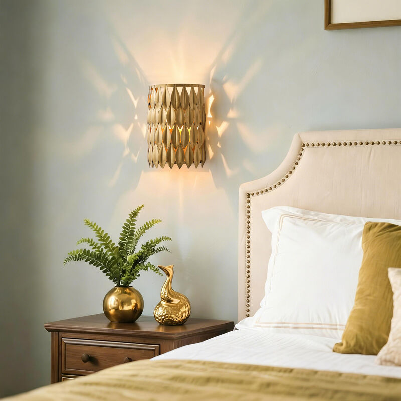 7" 1-Light Bohemian Antique Gold Metal Leaf Sconces for Bedroom, Hallway or Entryway image number 2