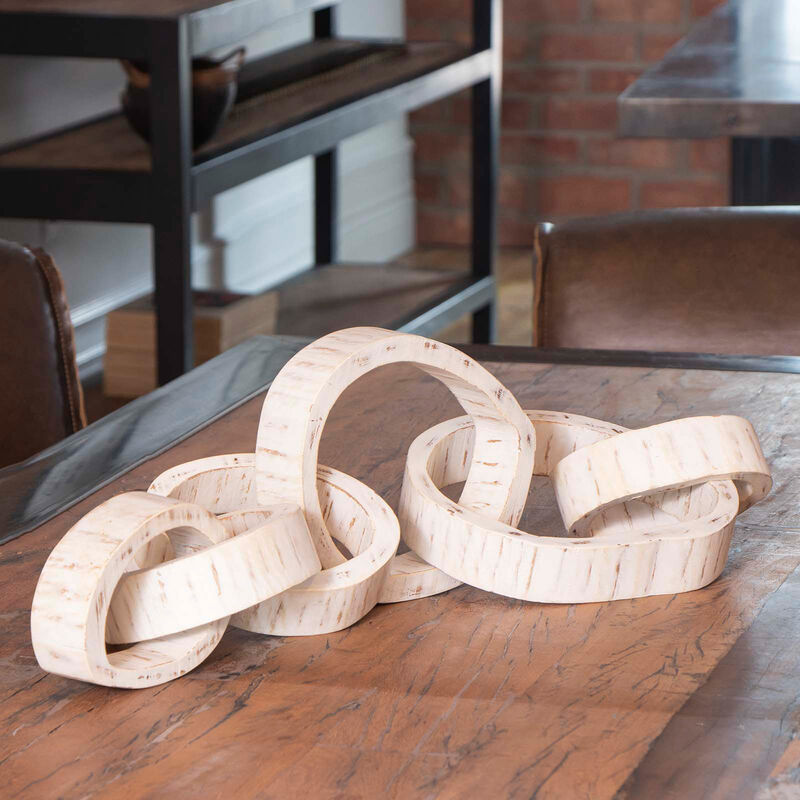 Wooden Links Centerpiece
