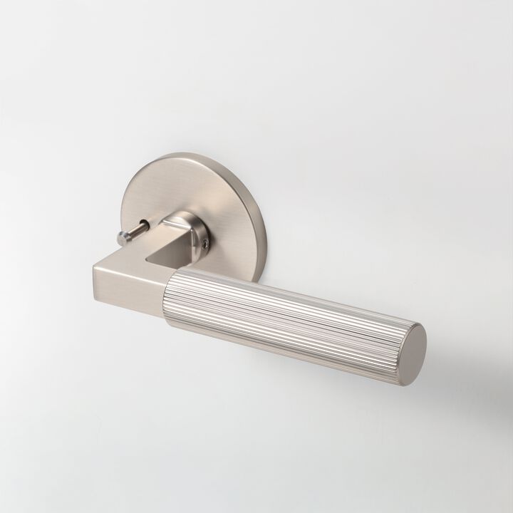 Mila Modern Linear Bed/Bath Interior Door Handle with Round Rosette and Concealed Screws (Privacy)