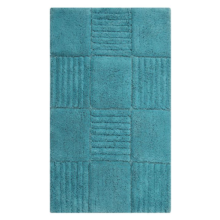 Knightsbridge Chakkar Board 220 GSF Non Skid Back Bath Rug 24 x 40 - Silver