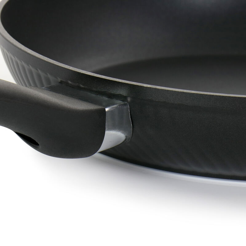 Oster Kono 11 Inch Aluminum Nonstick Frying Pan in Black