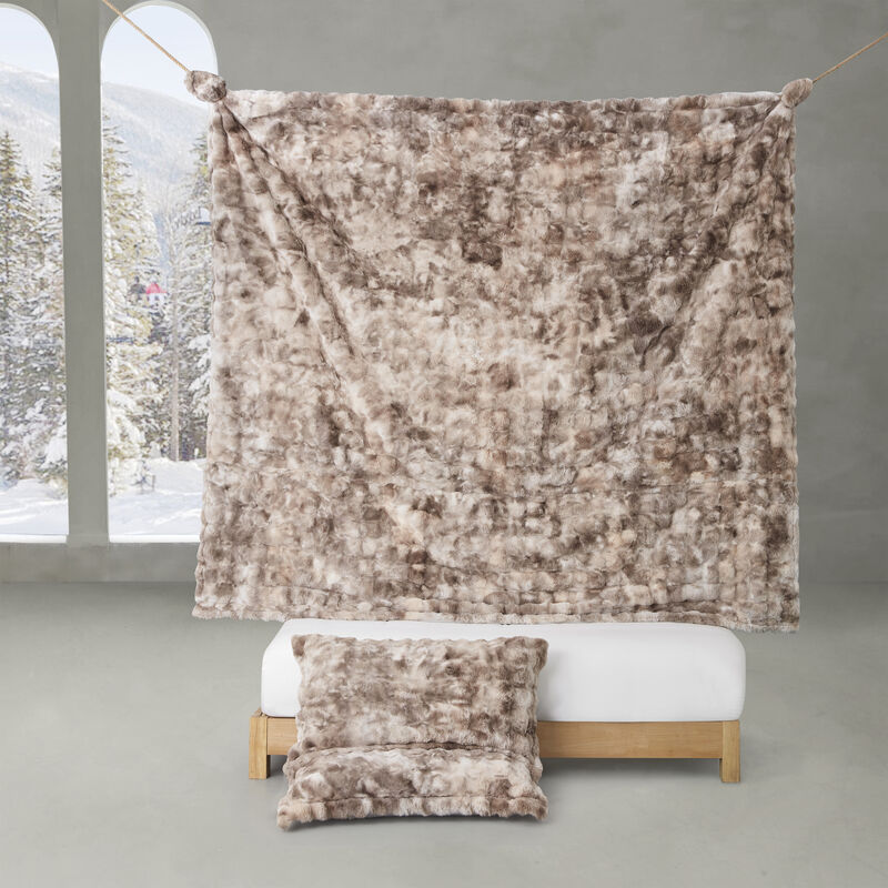 Redhaired Husky - Coma Inducer� Oversized Comforter Set