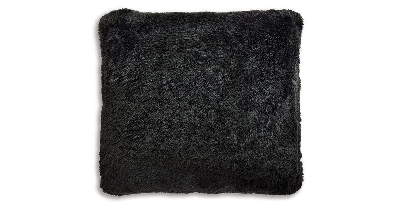 Gariland Pillow (Set of 4) image number 0