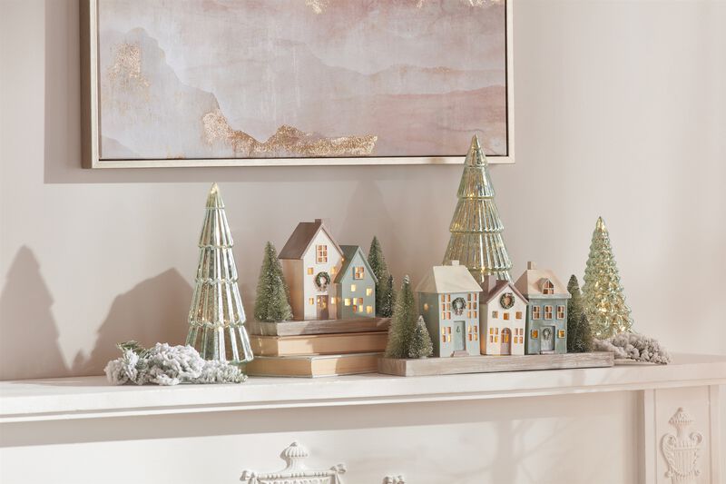 Lighted Winter Village Decoration – LED Christmas Scene with Buildings & Snowy Trees for Festive Mantel Decor