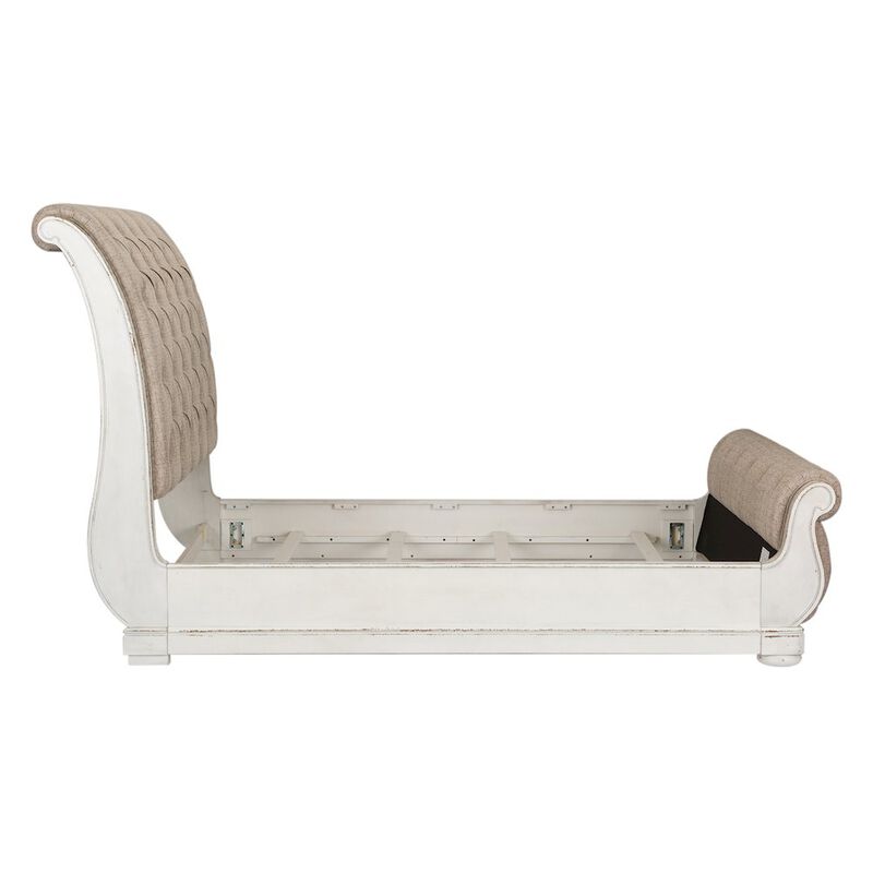 Liberty Furniture King California Sleigh Bed in Rubberwood Solids w/ White Oak & Birch Veneers image number 3