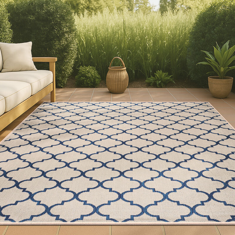 Arabesque Ogee Trellis Indoor/Outdoor Area Rug