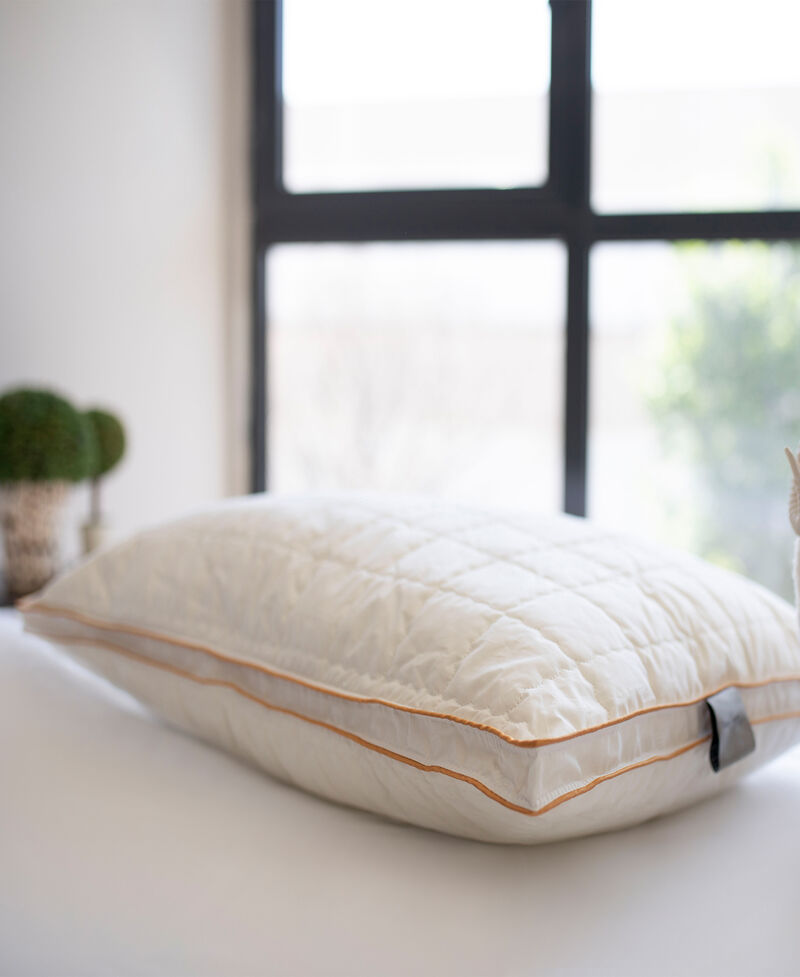 Depera Home Luxury Wool Pillow image number 1