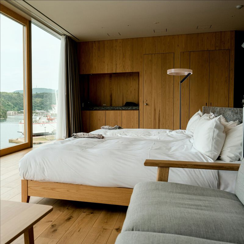 Modern 24W LED Floor Lamp 63 in. - 2700K Warm Light- Angled Design in Matte Black