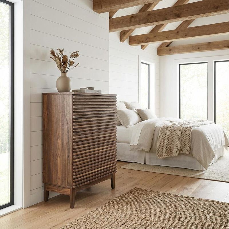 Brown 4-Drawer Chest with Modern Design and Durable Build image number 3