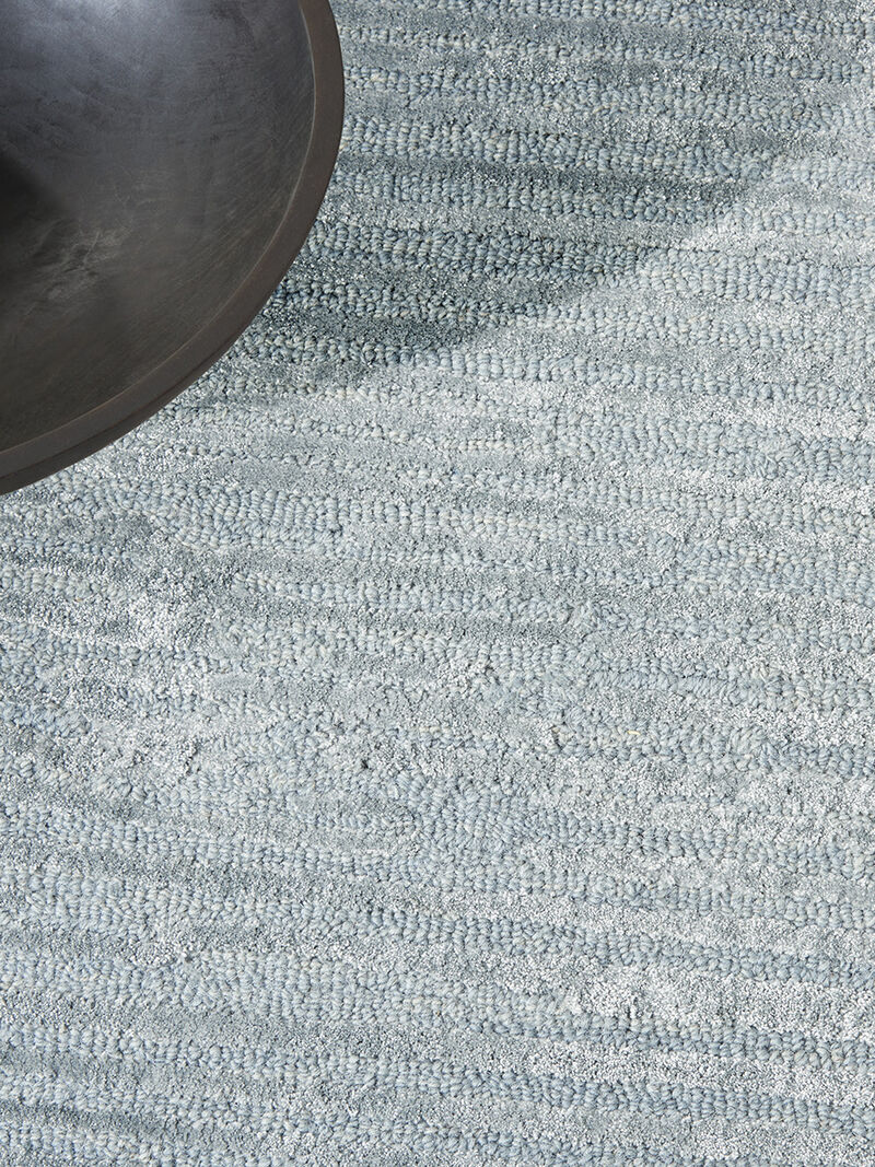 CK010 Linear LNR01 Light Blue 8'6" x 11'6" Rug