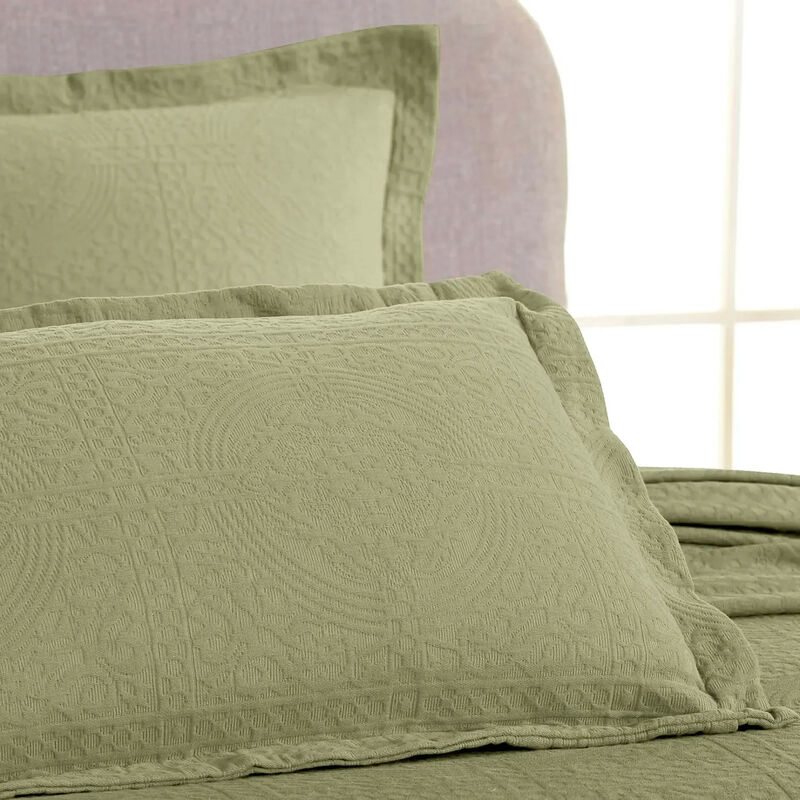 Lightweight Cotton Matelasse Bedspread and Shams Set for Bedroom image number 3