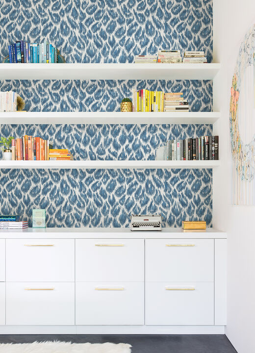 Electra Blue Leopard Spot String Wallpaper