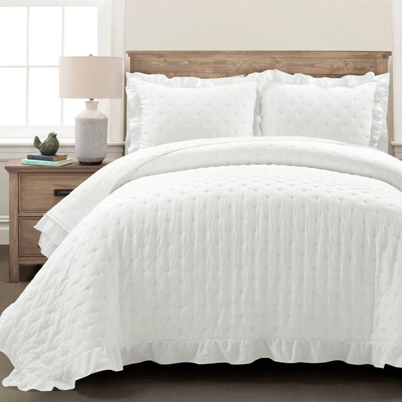 Hivvago Lightweight White Ruffle Reversible Oversized Quilt Set