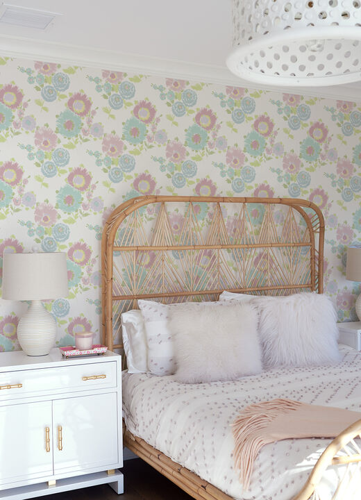 Essie Pastel Painterly Floral Wallpaper