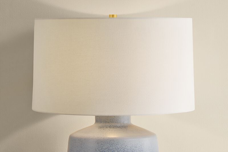 Hensonville Table Lamp image number 2