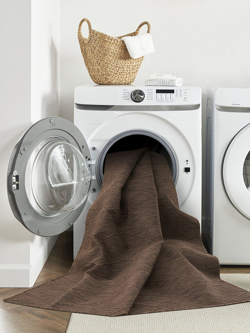 Washable Solutions WSL01 Mocha 5' x 7' Rug