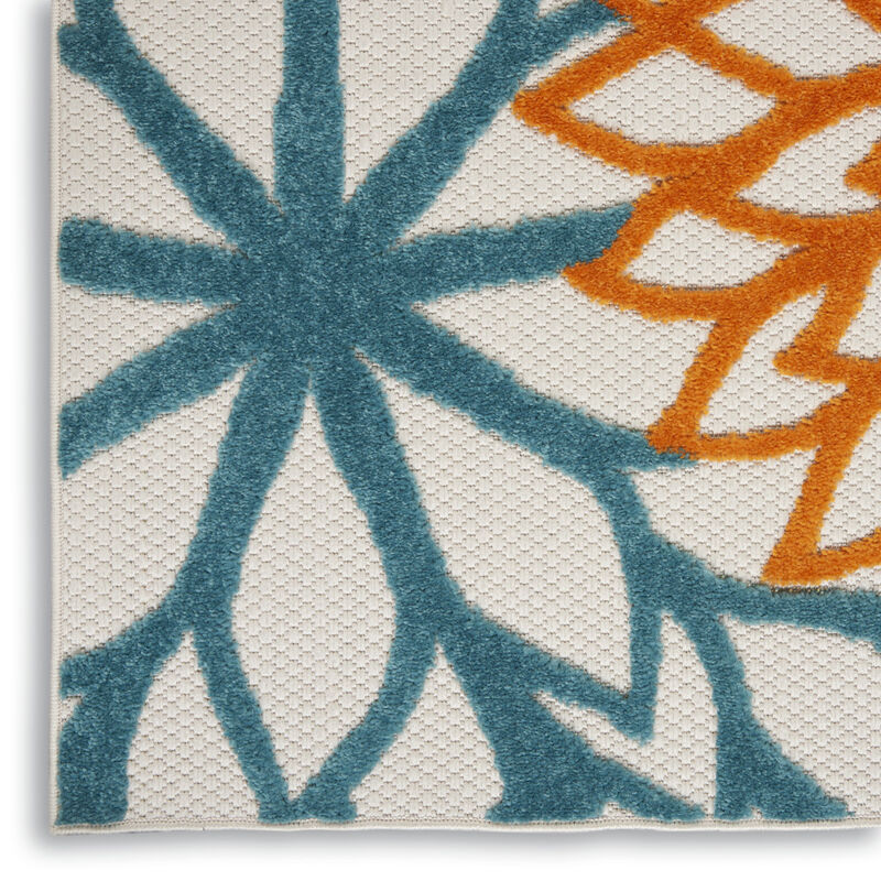 HomeRoots Floral Indoor Outdoor Area Rug image number 3