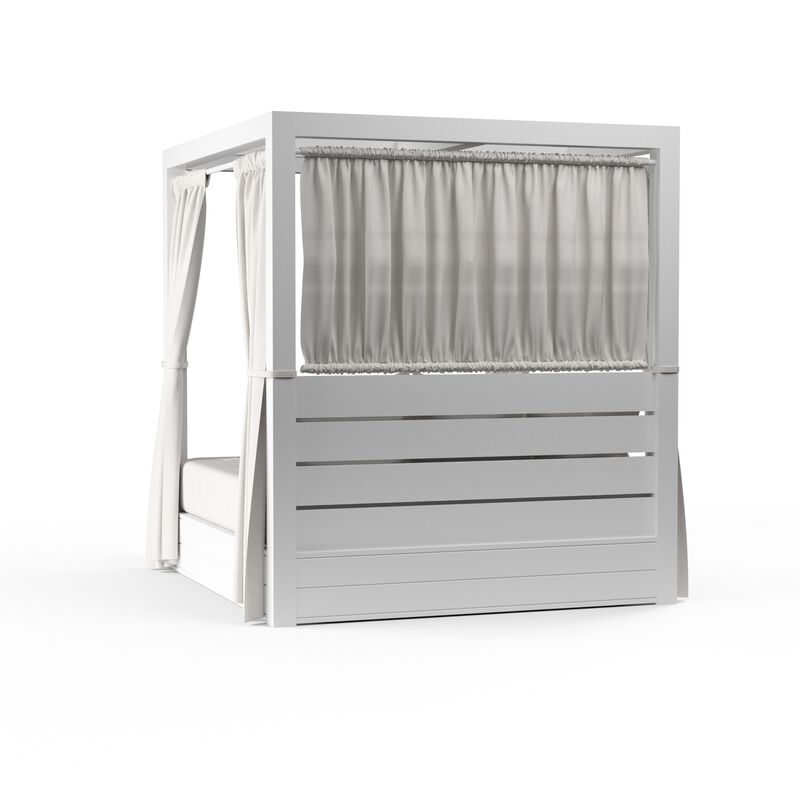 Newport Resort King Daybed in Cast Silver, No Welt