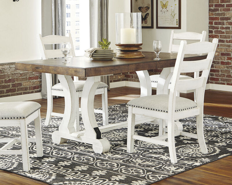 Valebeck Dining Table image number 1