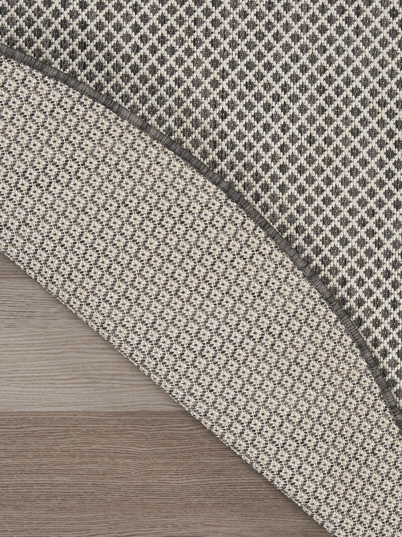 Courtyard COU01 Ivory/Charcoal 5' x 8' Oval Rug