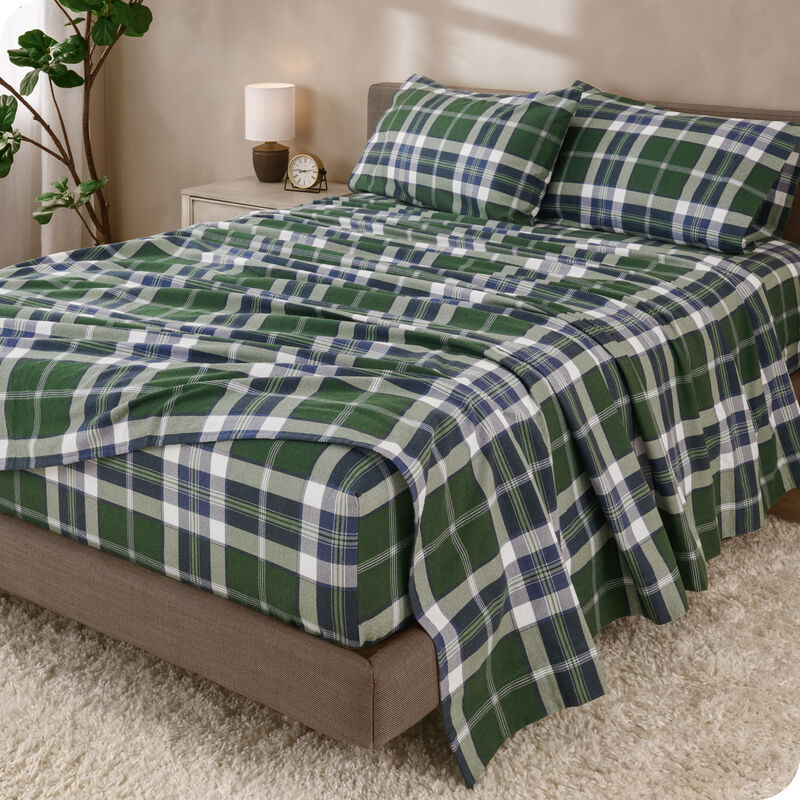Soft & Cozy 100% Cotton Flannel Printed Pattern Sheet Set image number 1
