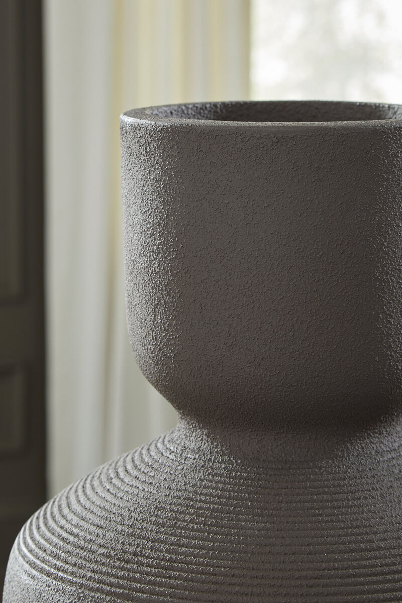 Dalsen Vase image number 2