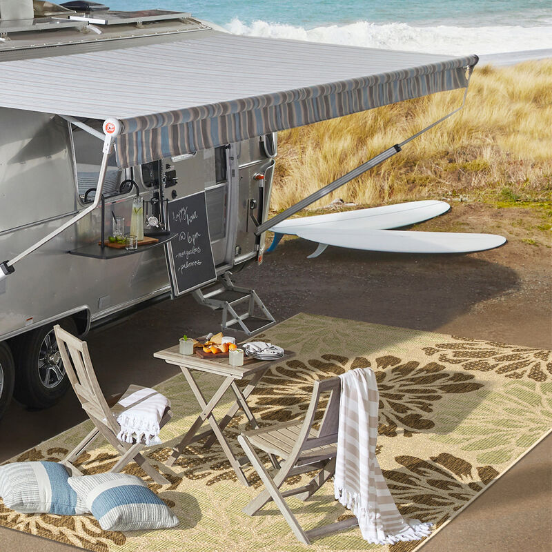 Zinnia Modern Floral Textured Weave Indoor/Outdoor Area Rug