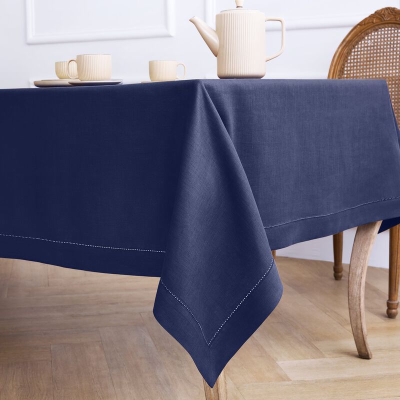 Solino Home Classic Hemstitch 100% Linen Tablecloth &ndash; Handcrafted, Machine Washable, Perfect for Holiday and Everyday Dining