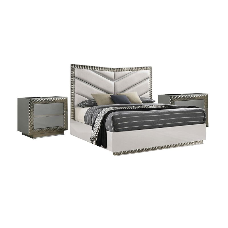 3pc King Bedroom Set, Gray, Silver Wood, 2 Nightstands image number 0