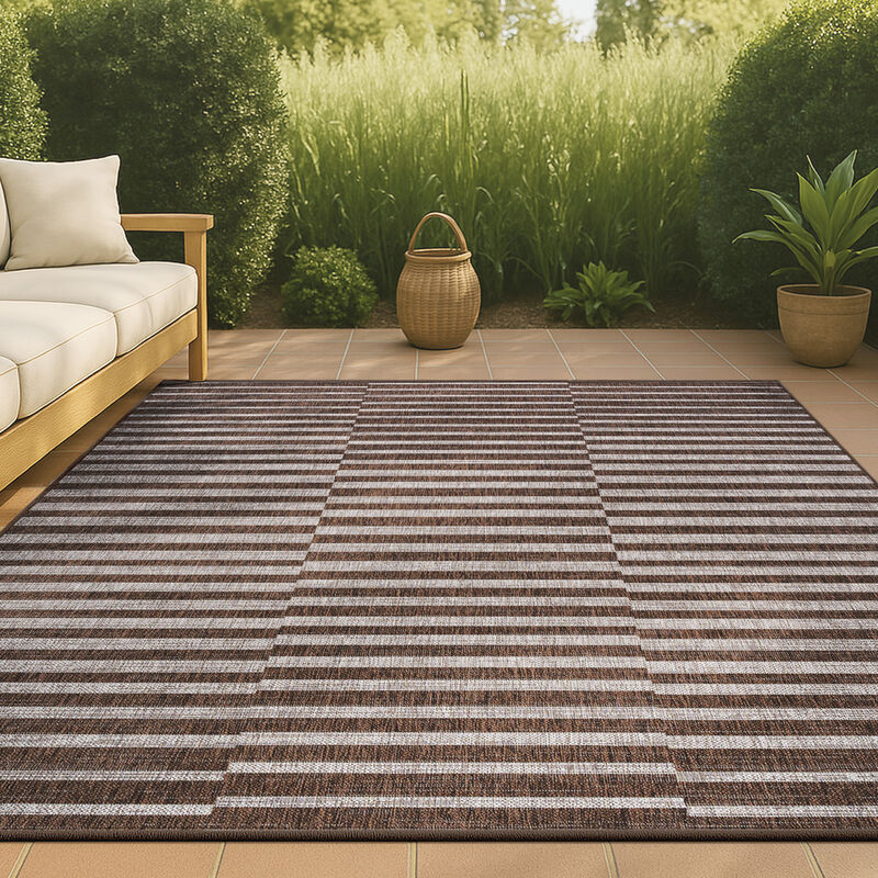 Sukie Modern Offset Stripe Indoor/Outdoor Area Rug