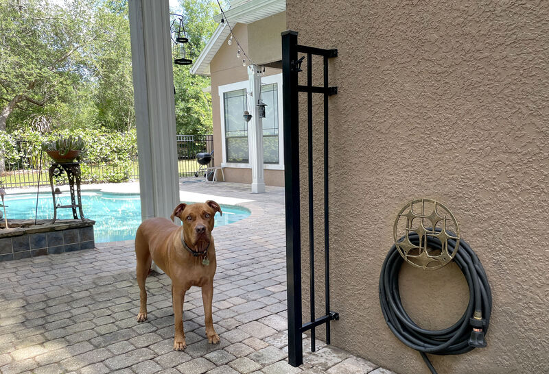 Cast Iron Mid Century Modern Stars Decorative Wall Mounted Garden Hose Holder image number 1