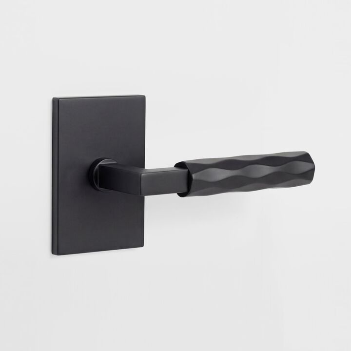 Hailey Modern Hall/Closet Interior Door Handle with Rectangular Rosette and Concealed Screws (Passage)