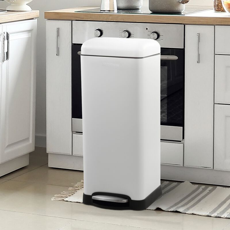Betty Retro 8-Gallon Step-Open Trash Can