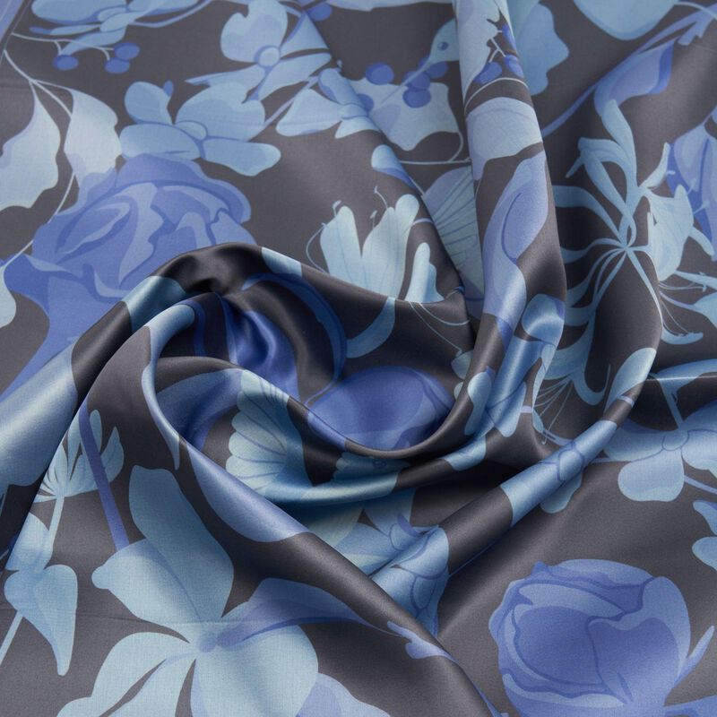 Furoshiki Gift Wrap by Danni Ha | 28", Recycled Polyester image number 2