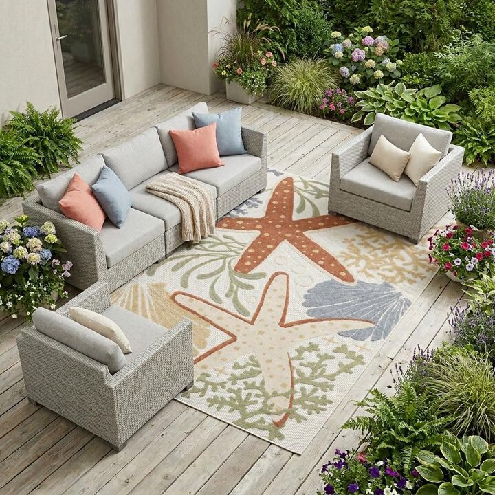 HomeRoots Indoor Outdoor Area Rug