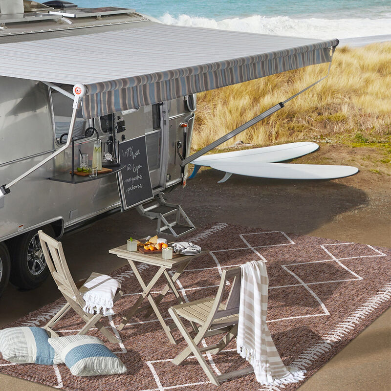 Derya Tribal Diamond Trellis Indoor/Outdoor Area Rug