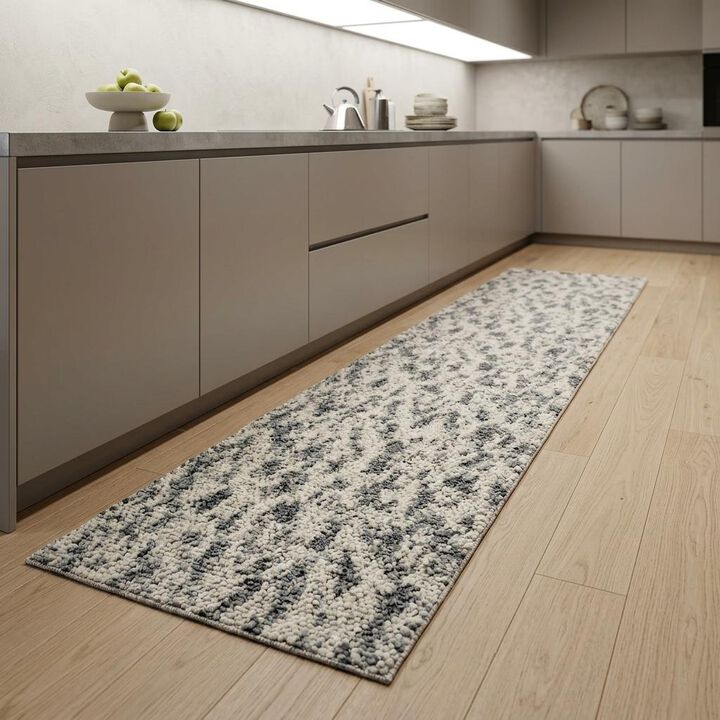 HomeRoots Abstract Runner Rug