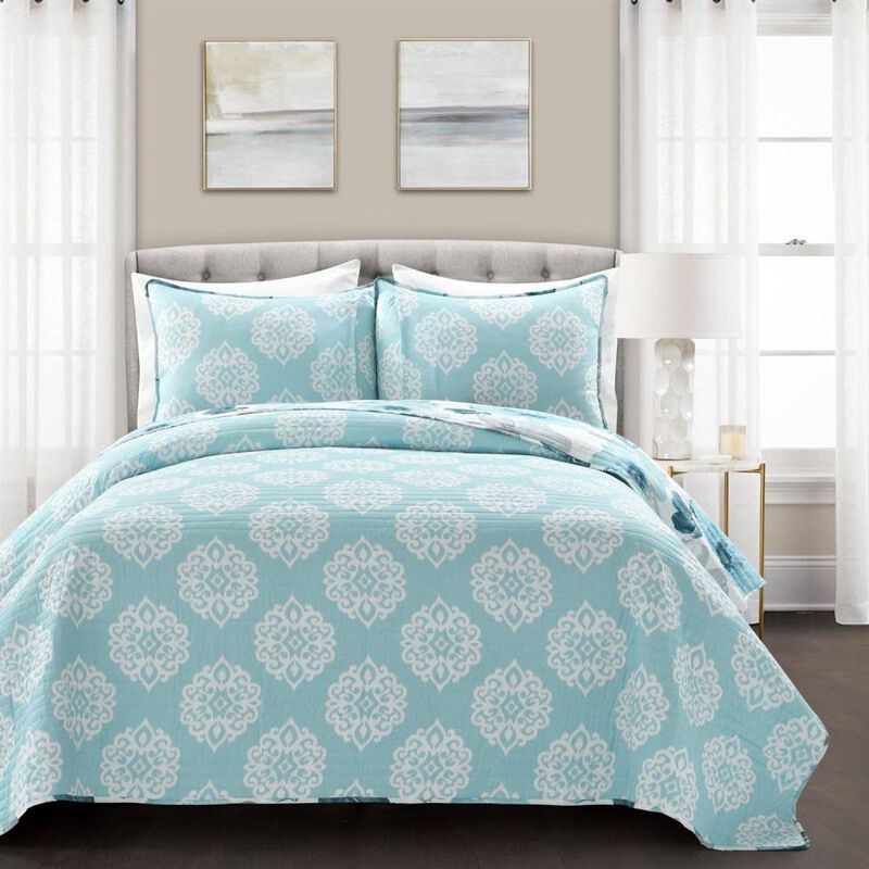 Hivvago Blue Grey Flowers Lightweight Polyester Microfiber Quilt Set