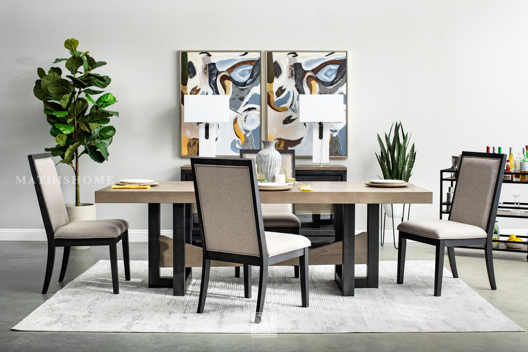 Foyland Dining Table and Chair Set