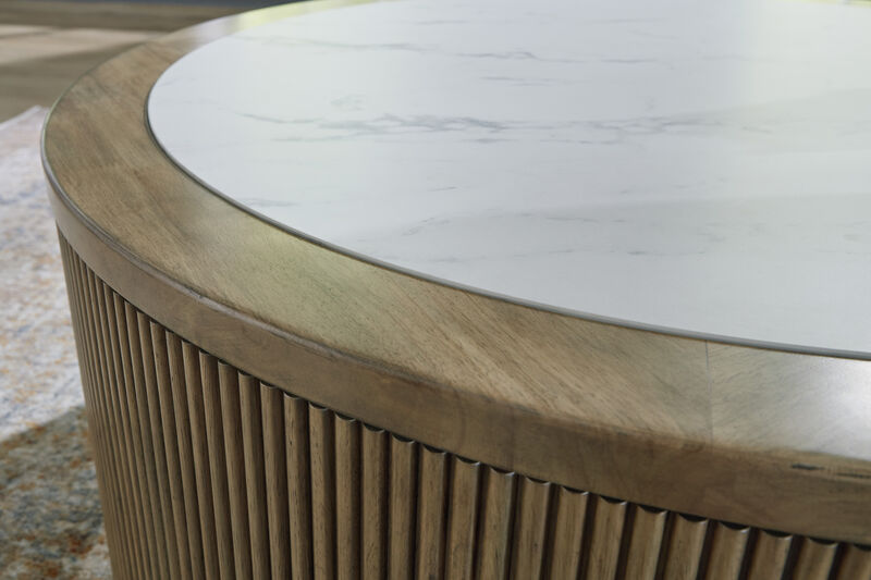 Camdill Coffee Table image number 6