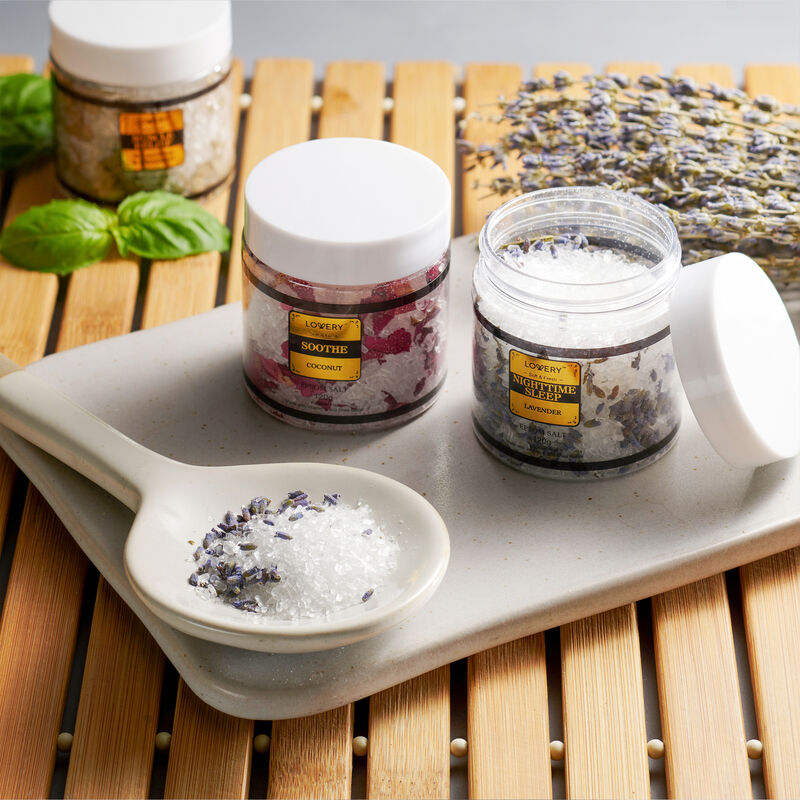 Epsom Salts Gift Set, 6 Scented Relaxing Spa Bath Soaks image number 3