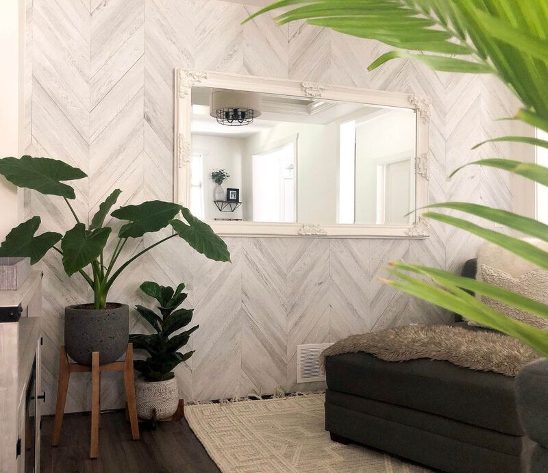 Patio Small Round Standing Pot