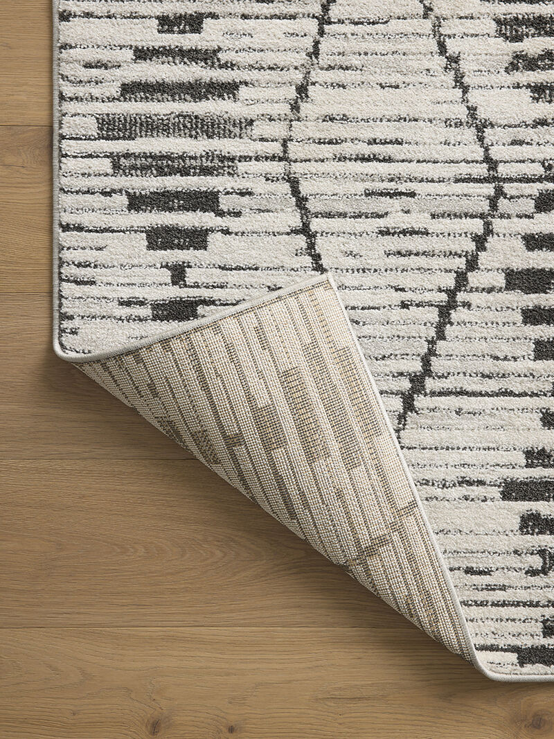 Kamala KAM02 Charcoal/Dove 4' x 6' Rug