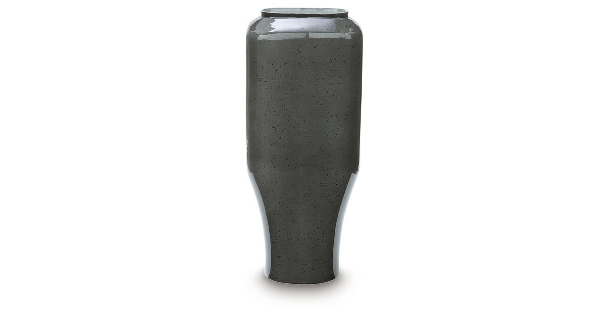 Kierlain Vase