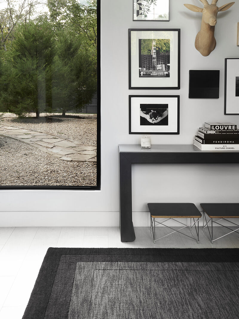 Hamilton HM01 Grey/Charcoal 18" x 18" Sample Rug