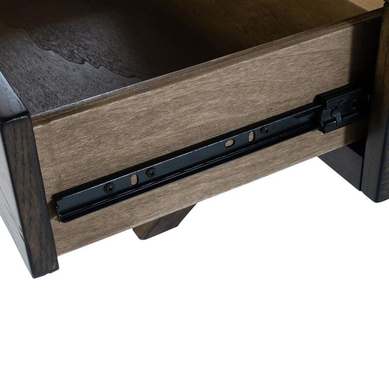 Liberty Furniture Lennox Display Cocktail Table in Weathered Chestnut image number 7