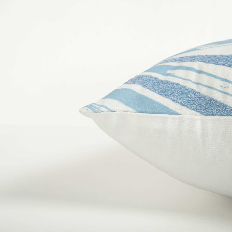 T22484 Pillow